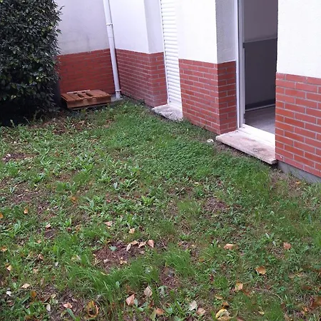 Paisible Climatise Avec Jardin *